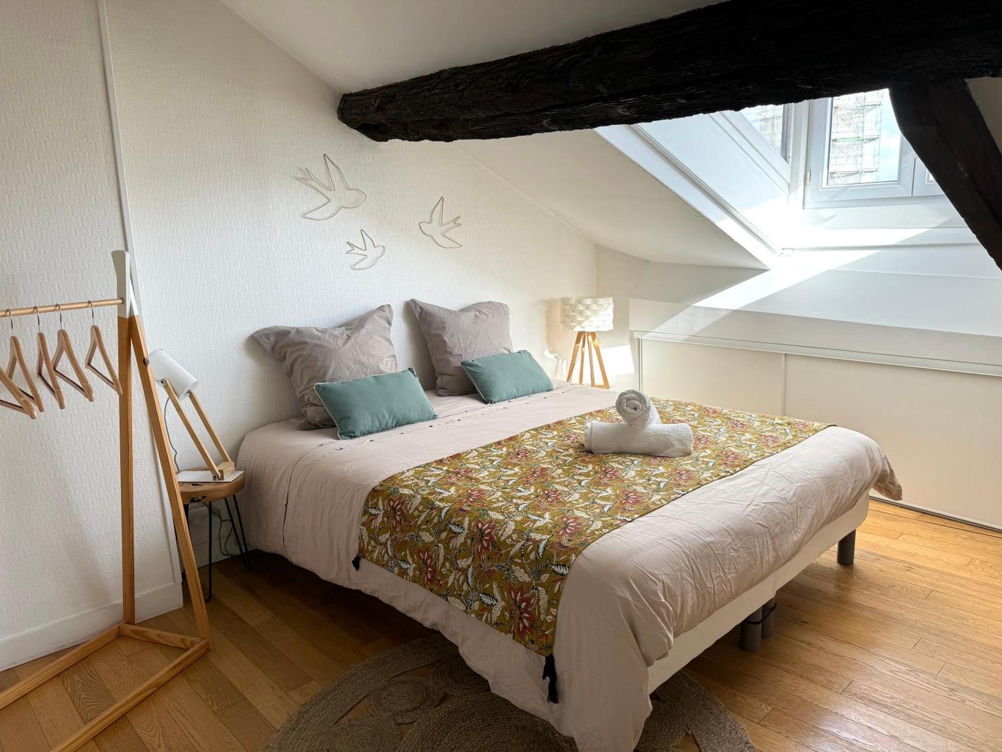 Ღ La Cabane Rochelaise • Vue Sur Le Vieux-Port La Rochelle  Luaran gambar